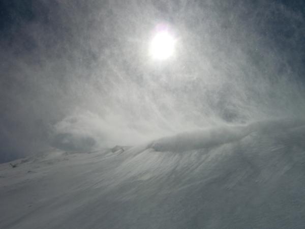 Проснувшаяся буря, Приренеи