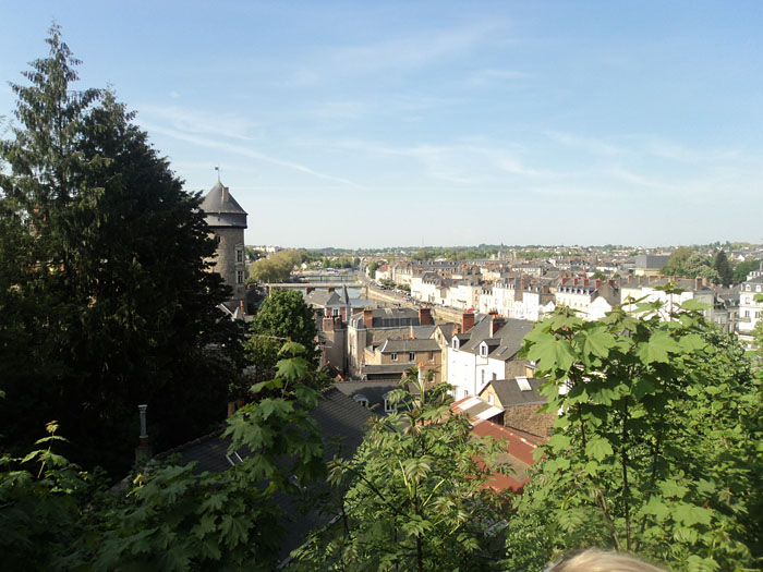 Tawk Sandra - Небо над Францией